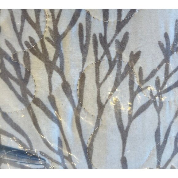 Madison Park Oversized Quilted Throw Blanket 60 x 70 Cream Blue Seashell Coastal - Picture 4 of 6